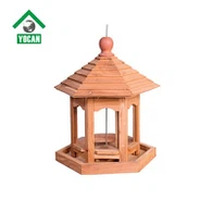 Heksagonalna hranilica za ptice crvenog kedra